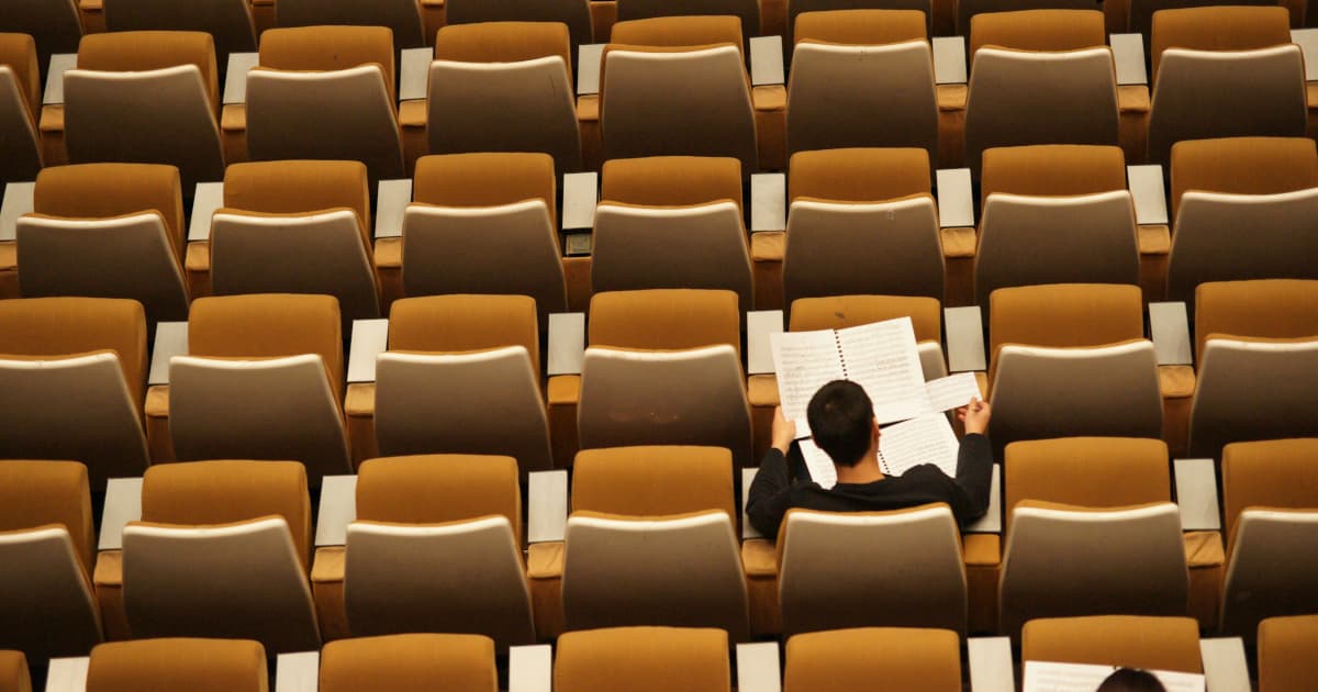 New Book Challenges Educators to Rethink Schooling for the AI Era
