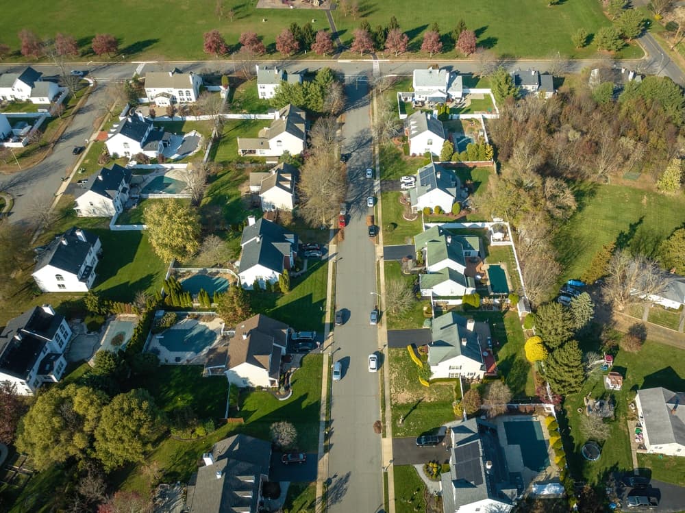 Northern New Jersey's Real Estate Market Shows Diverging Trends Across Submarkets, Mid-Year Data Reveals