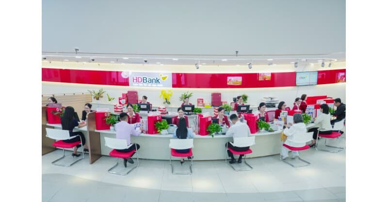 HDBank's First-Half Profit Surges 31%, Assets Cross VND1 Quadrillion Threshold