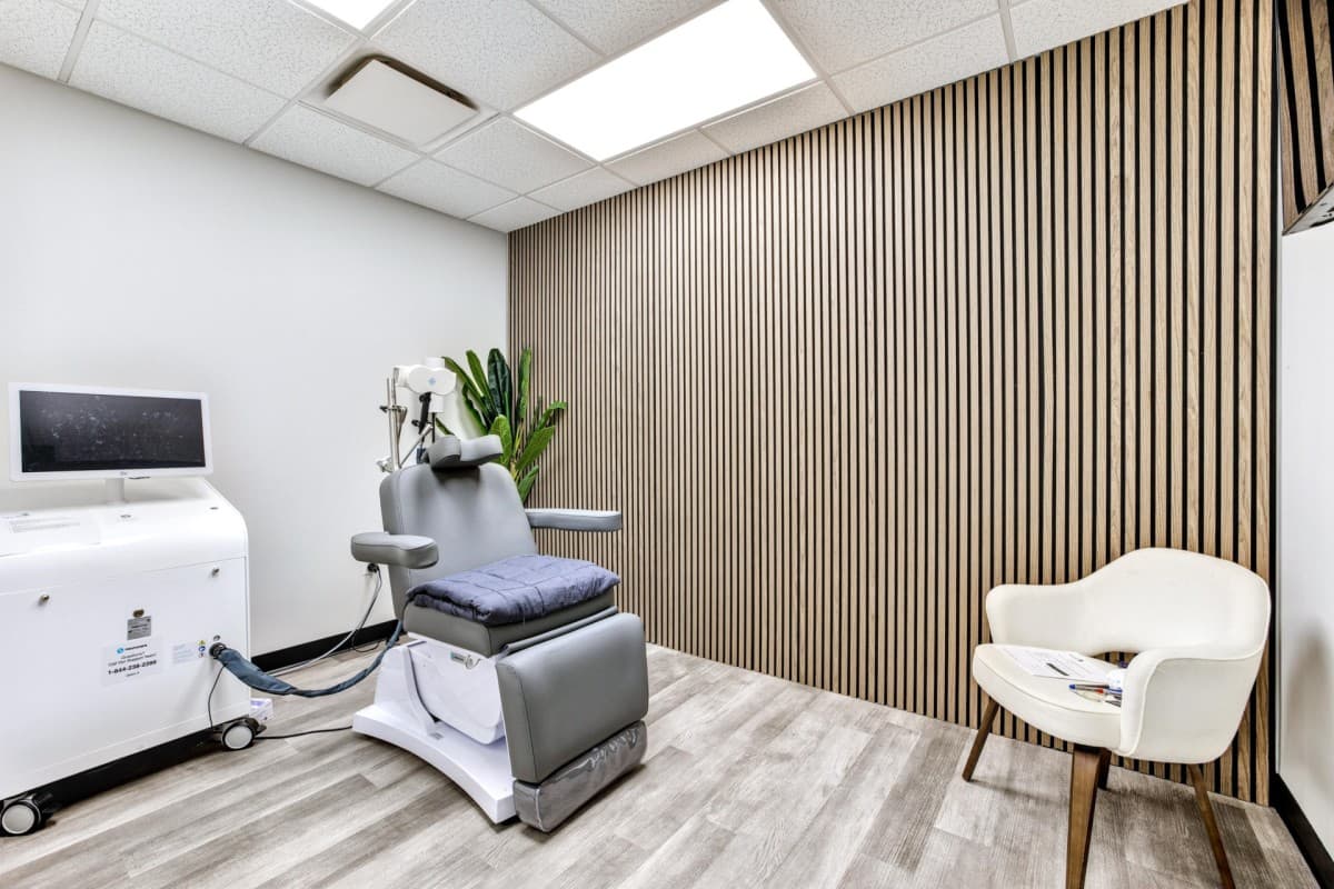 Scottsdale TMS Therapy Offers Drug-Free 30-Session Depression Care for Treatment-Resistant Patients